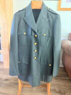 U.S. Army | Jackets & Coats | Vintage Us Army Nco Sgt Class A Army Green  Coat Uniform 42 Reg Wool Serge | Poshmark